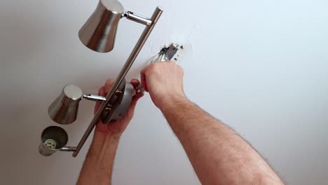 connecting a new ceiling light to the mains