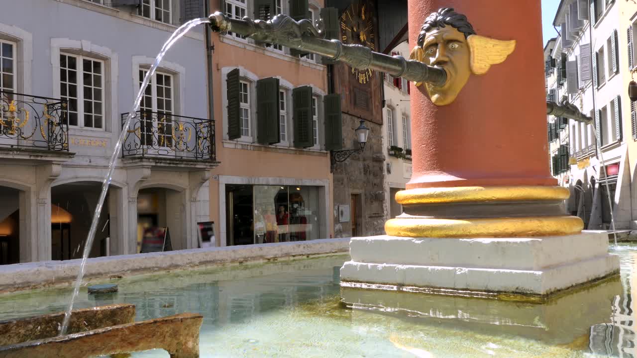 코로나 대유행 검역 기간 동안 스위스 졸로투른의 빈 거리