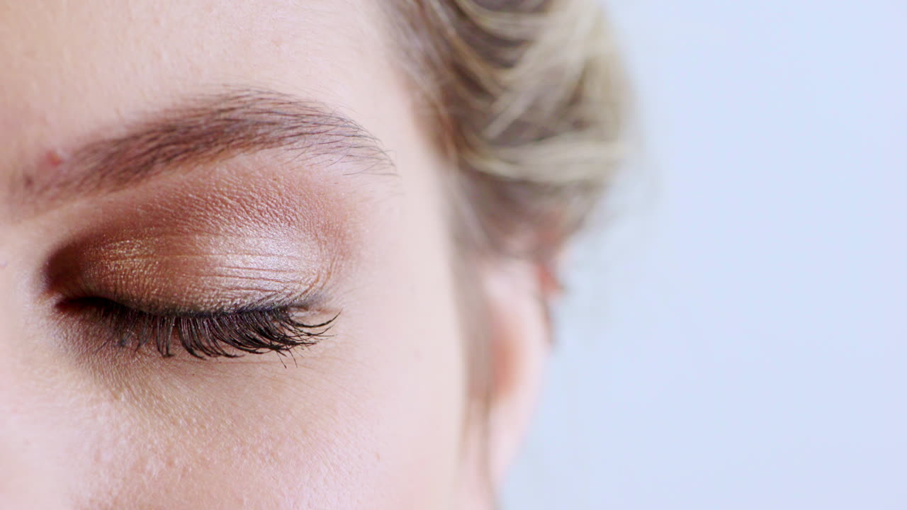 ojos, maquillaje y visión con lentes cosméticas