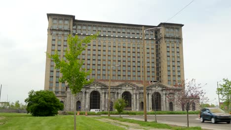 verlassener hauptbahnhof von michigan