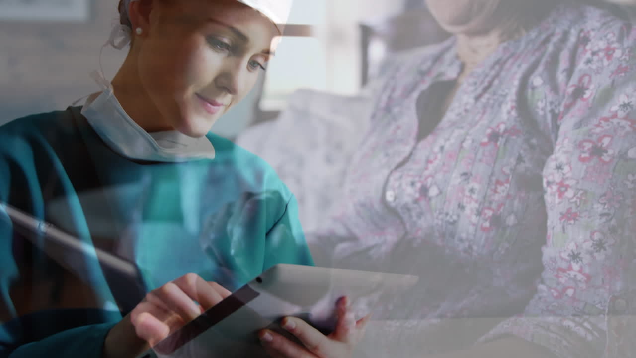 animación de una cirujana usando una tableta digital sobre una mujer mayor llorando