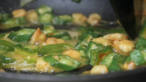 shrimp and okra stir-fry recipe