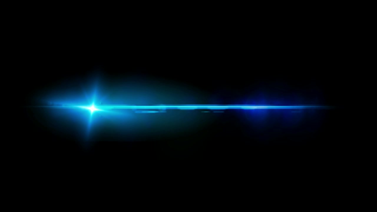 Bagliore lente realistico di luce blu isolato su sfondo nero