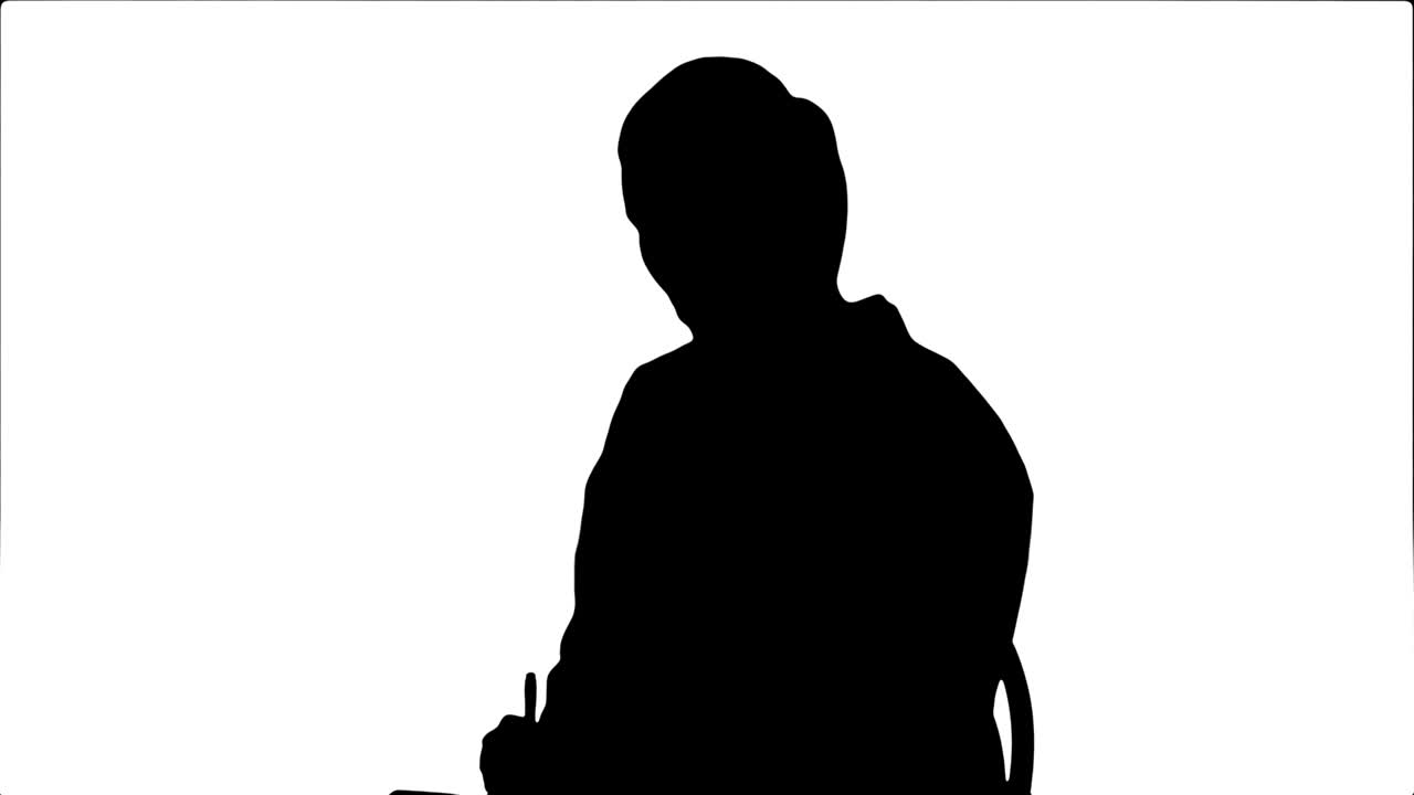 실루 의사가 환자와 대화하고, 상담을 하고 앉아 있습니다.