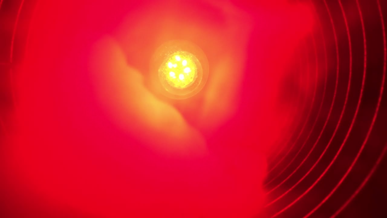 빨간빛 터널 효과