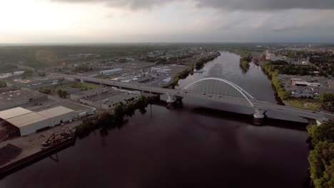 puente de la avenida lowry sobre el río mississippi