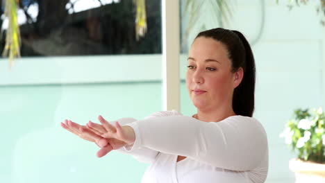 Pregnant-woman-exercising-on-ball