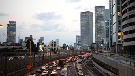 Morning-rush-hour-commute-into-the-city-on-the-highway