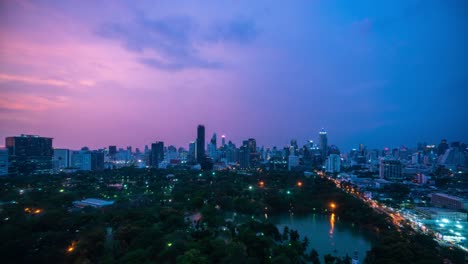 Day-and-night-transition-time-lapse-of-cityscape-and-buildings-in-metropolis