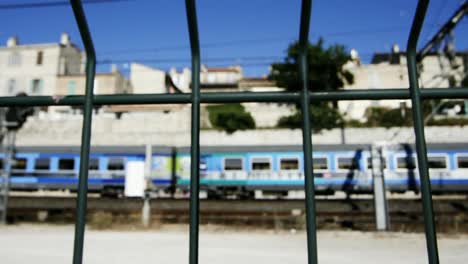 cerca del tren 00