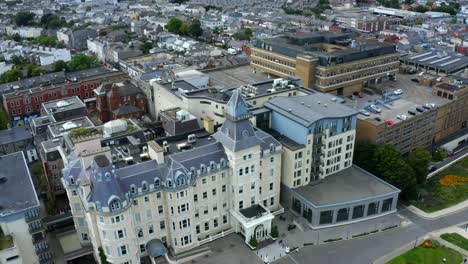 Das-Royal-Marine-Hotel,-Dun-Laoghaire,-Dublin,-Irland,-September-2021