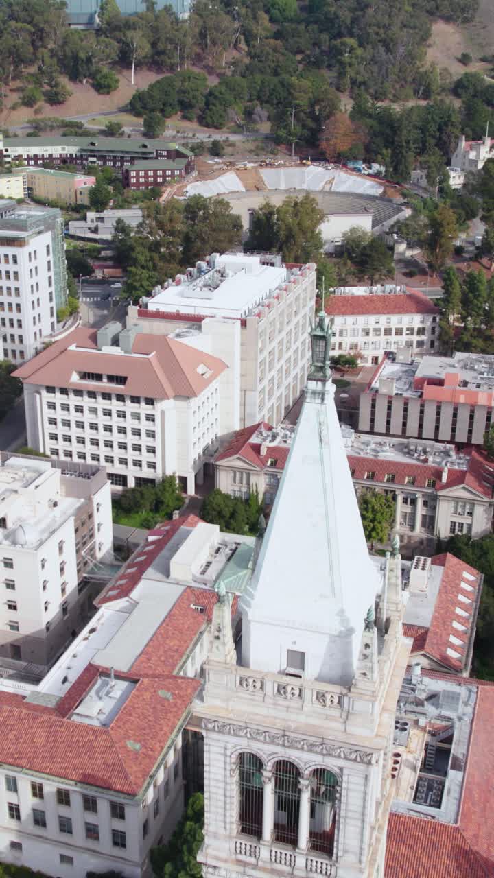 Vertical Drone Shot of Campanile Tower, Landmark of Berkeley University Campus, California USA