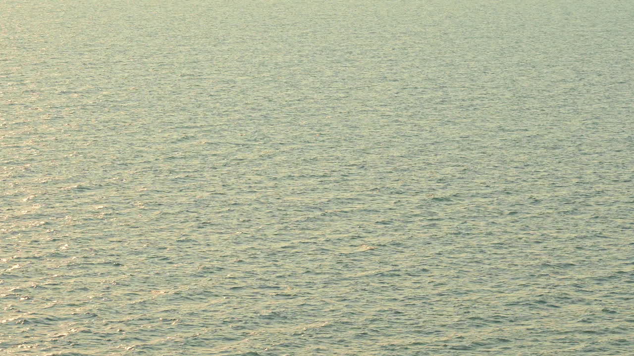 무한대 개념, 해수 표면 질감, 높은 각도, 평면도