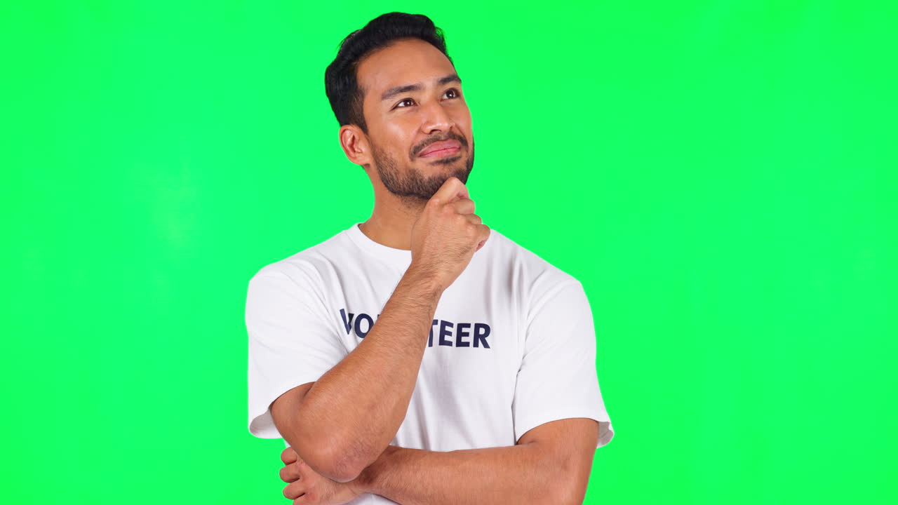 solución, idea y hombre en un estudio con verde