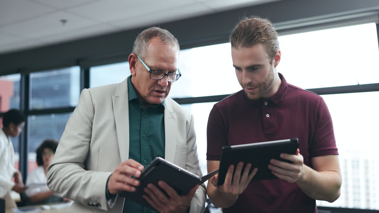 Tablet, men and mentor training designer