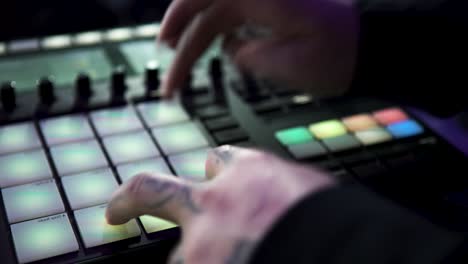 hands on dj controller