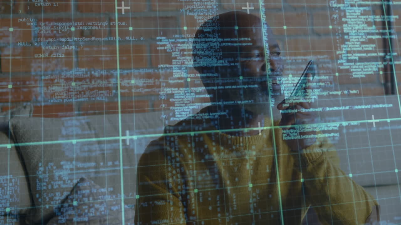 animación del procesamiento de datos sobre un hombre afroamericano que usa un teléfono inteligente