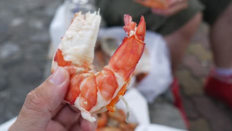 steamed-huge-black-tiger-shrimp