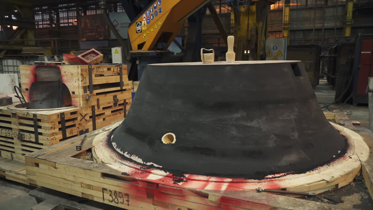 proceso de fundición de metales en una fundición