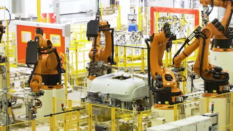 automated vehicle assembly line in a factory