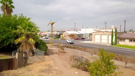 Vista-Aérea-Sobre-La-Ciudad-De-Woodlake,-California