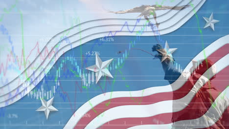 procesamiento de datos financieros y patrón de diseño de la bandera estadounidense contra el águila sentada en la mano del hombre
