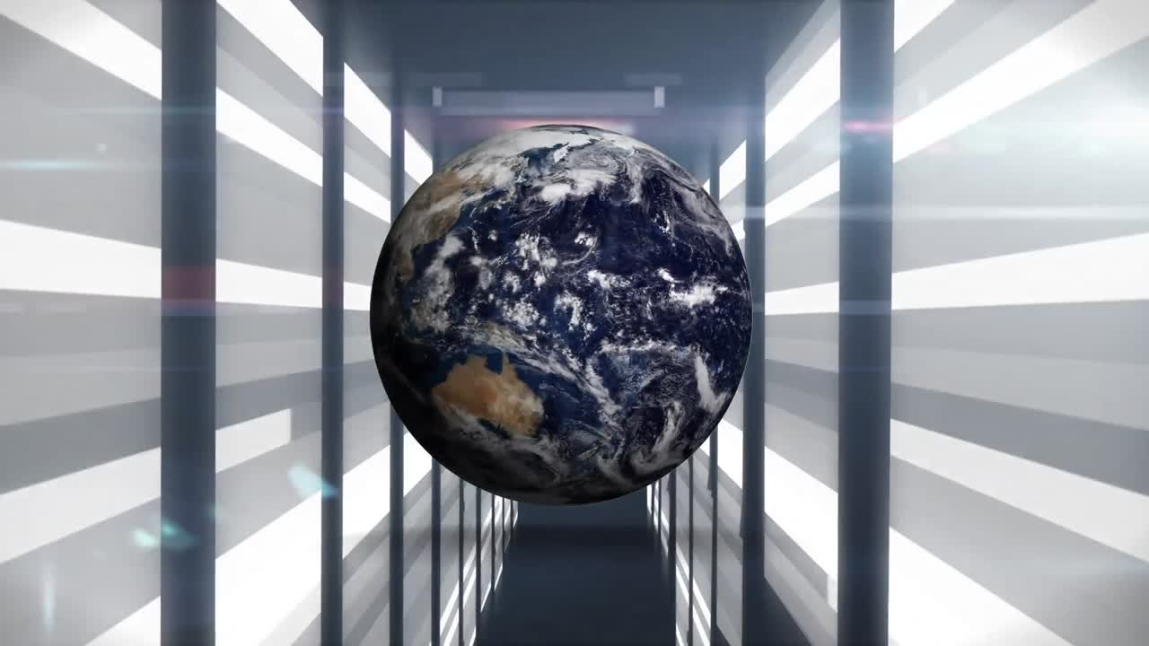 animación de la rotación del globo con procesadores de computadora en el fondo