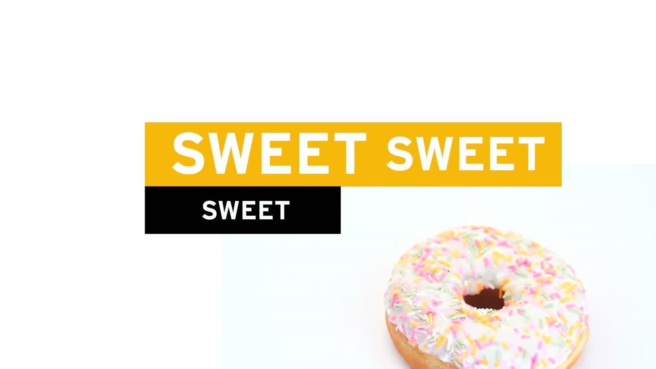 ⁇  바탕에 도 ⁇  위에 달 ⁇ 한 텍스트의 애니메이션