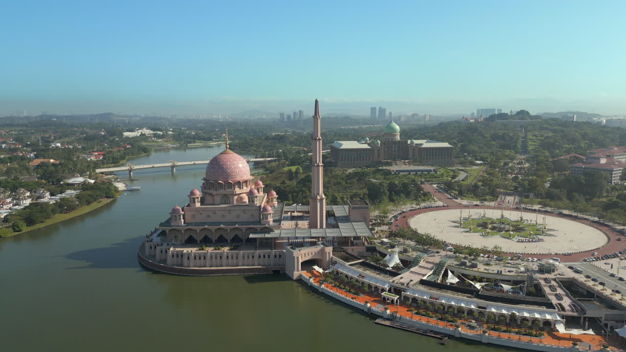 Beautiful Masjid Putra On The Water In Kuala Lumpur Malaysia Drone Track Left 4K 60FPS