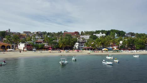 Puerto-Escondido-Port-00