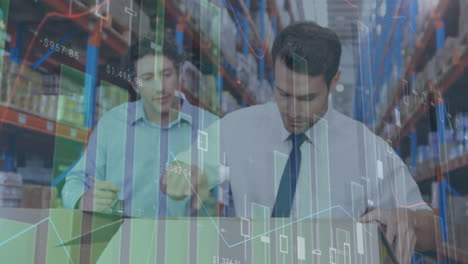 animación de estadísticas y procesamiento de datos financieros sobre los hombres que trabajan en el almacén