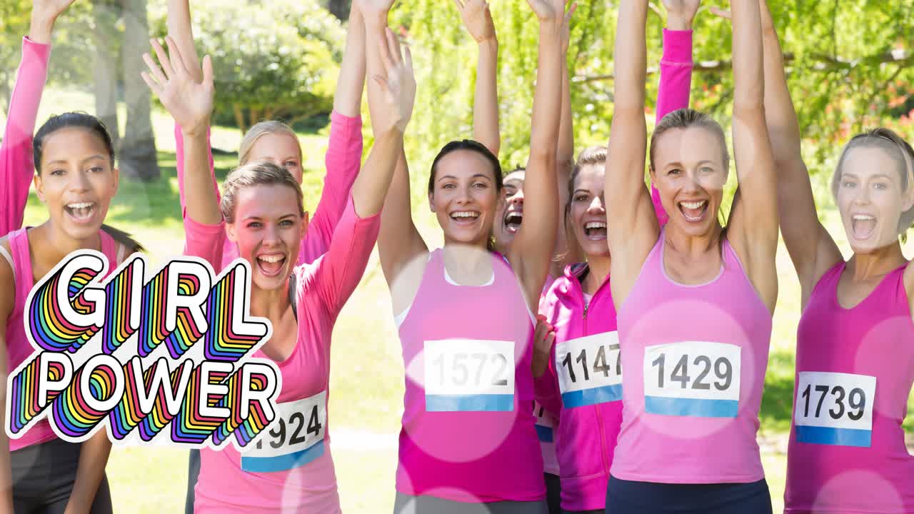 소녀 파워 텍스트의 애니메이션 다양한 그룹의 다양한 그룹의 웃는 여성