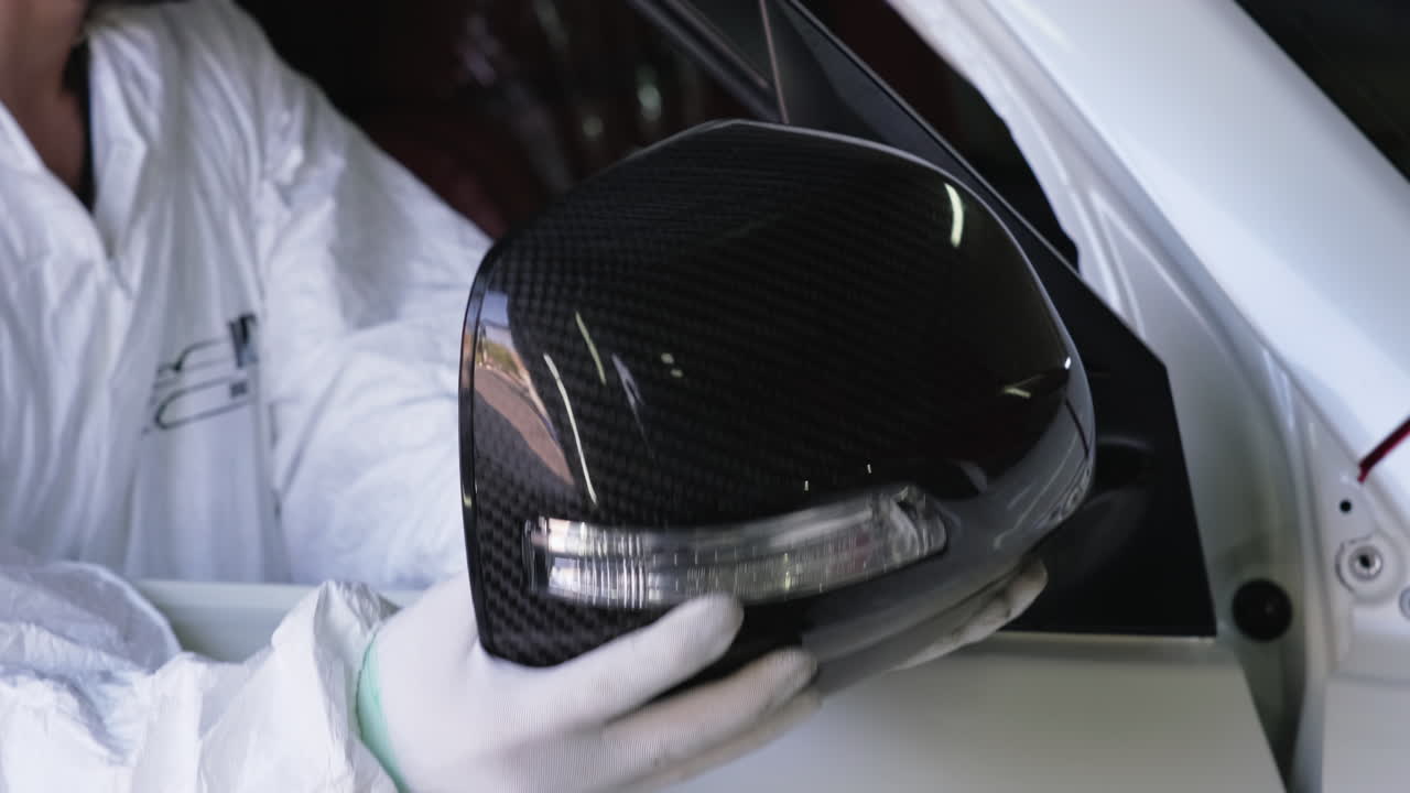 instalación o reparación de espejos de automóviles