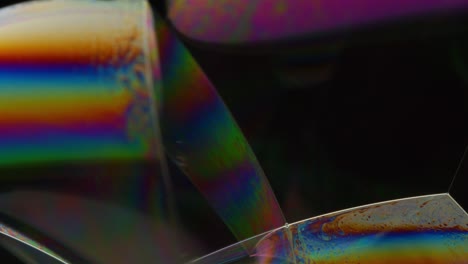 disparo psicodélico abstracto de los colores del arco iris de la superficie jabonosa