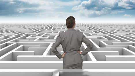 Businesswoman-in-a-difficult-maze