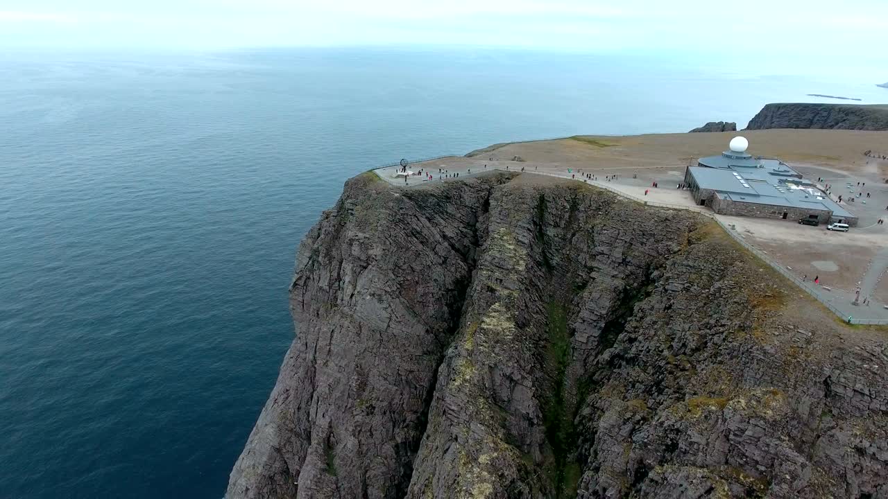 северный мыс (nordkapp) в северной норвегии.