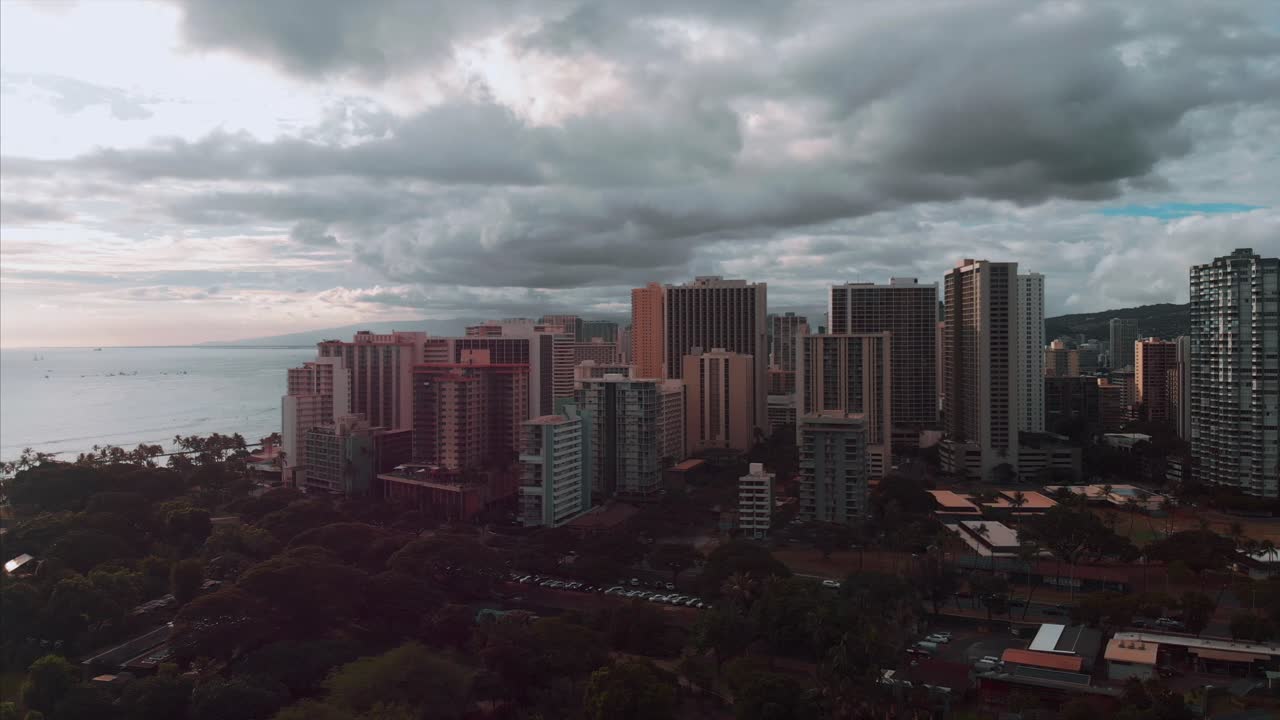 하와이 호놀룰루의 공중 드론 영상