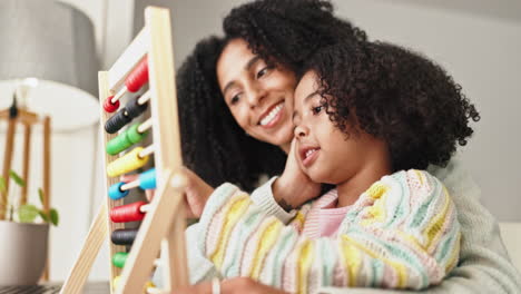 educación, madre e hijo con ábaco