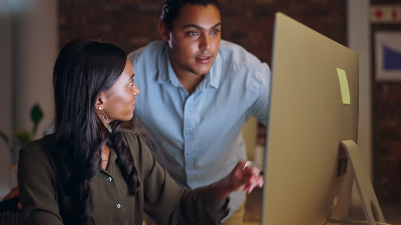 Training, computer or manager explaining to