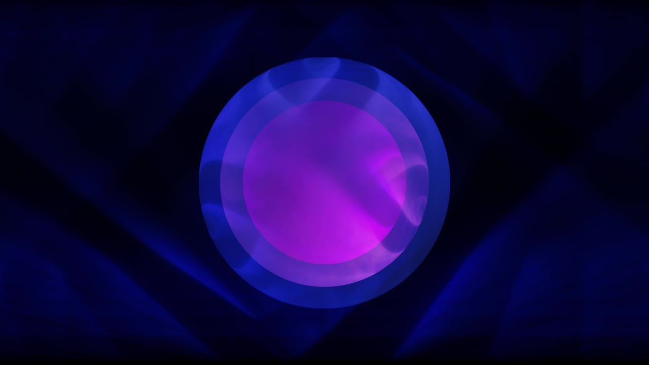 abstract científico cuántico eléctrico pulso de luz azul bola de cristal púrpura en el fondo azul oscuro futurista. 4k 3d bucle sin costuras. fantasía animada meditación espiritual esfera de luz de neón.
