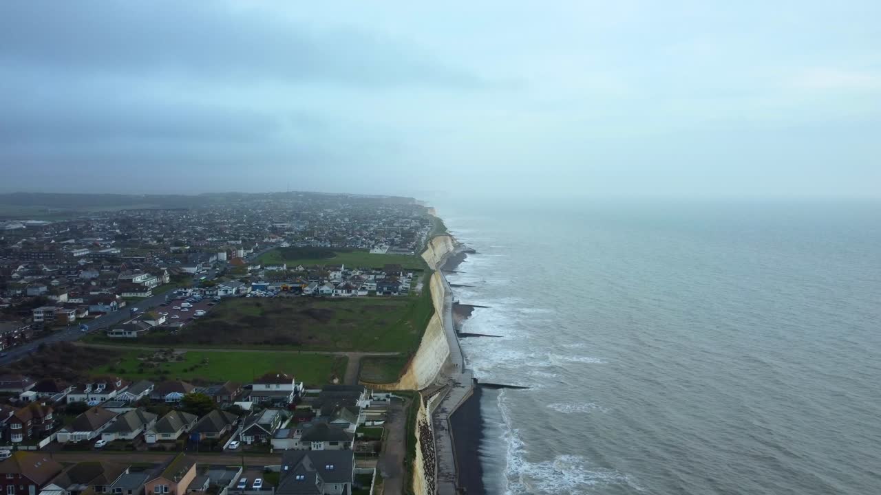 vista aérea ciudad residencial y barrio en brighton, inglaterra