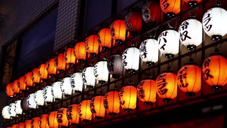 Tokyo-Nightlife,-SHIMBASHI-Night-Walk,-Japan