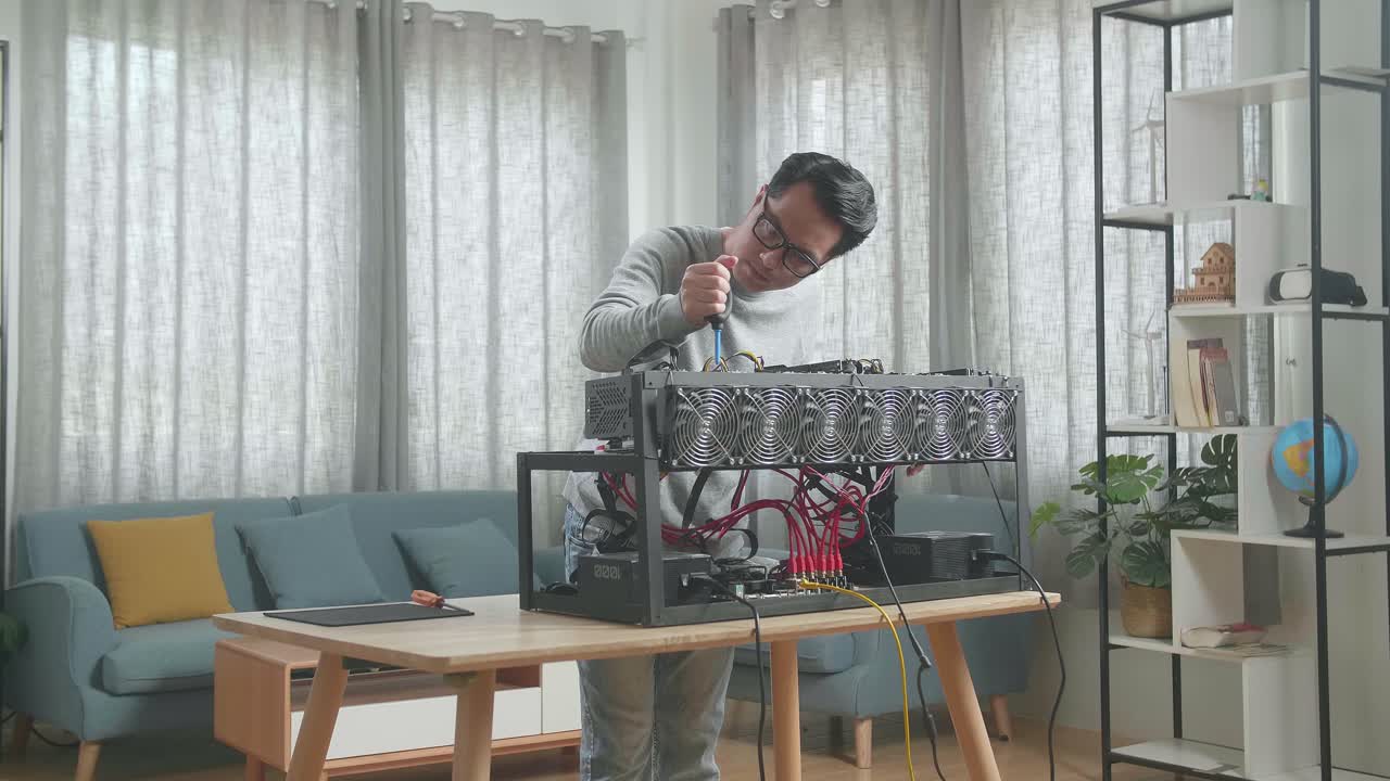 mantenimiento de la plataforma de minería de criptomonedas en el hogar