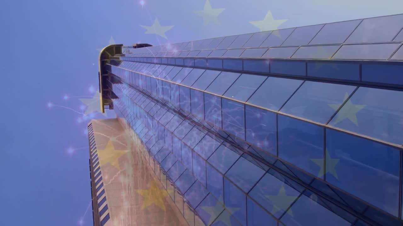 animación de la bandera de la ue sobre el paisaje urbano.