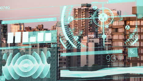 animación de la interfaz con el procesamiento de datos frente a la vista aérea de edificios altos