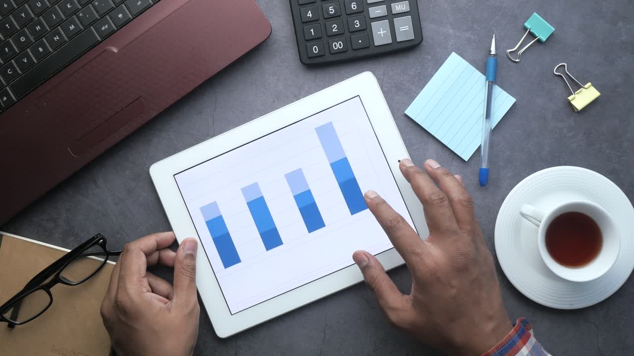 Business dataanalyse på tablet
