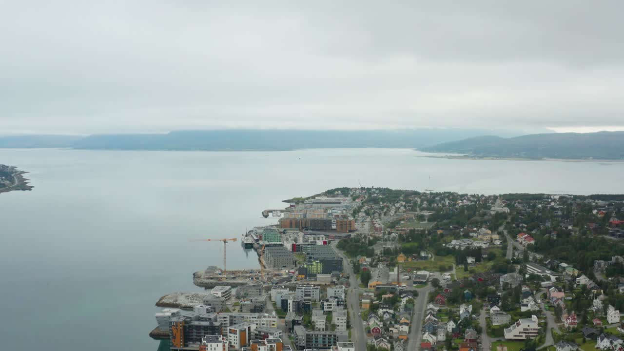 트롬소 만 의 공중 사진