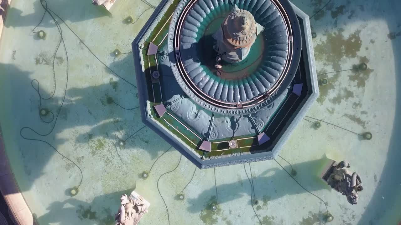 praca dom pedro iv, 또는 rossio, 리스본, 포르투갈의 주요 광장에 있는 분수