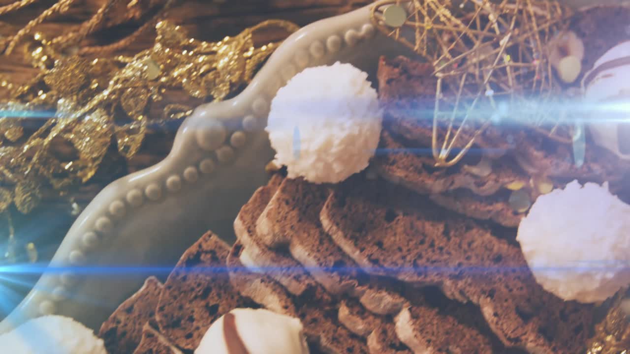 animación de senderos de luz sobre decoraciones y comida navideñas