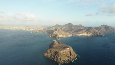 Stunning-archipelago-in-blue-Atlantic-Ocean-water,-Porto-Santo,-aerial